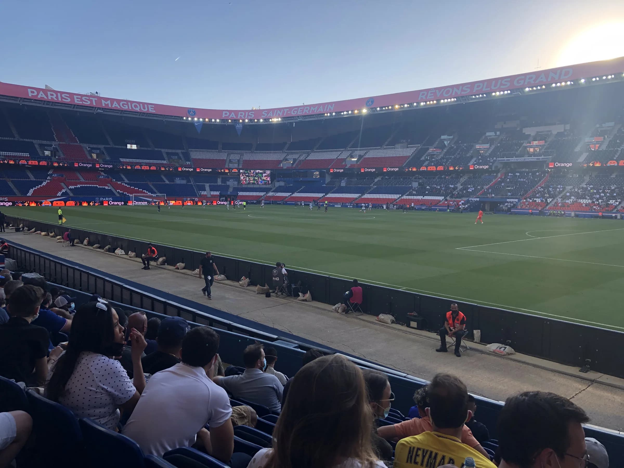 Match amical PSG–Celtic Glasgow au Parc des Princes.
